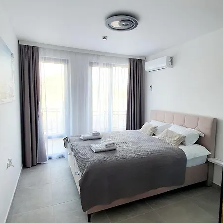 Sunshine Rose - Sea View, Neubau, Luxus Apartment Sweti Wlas