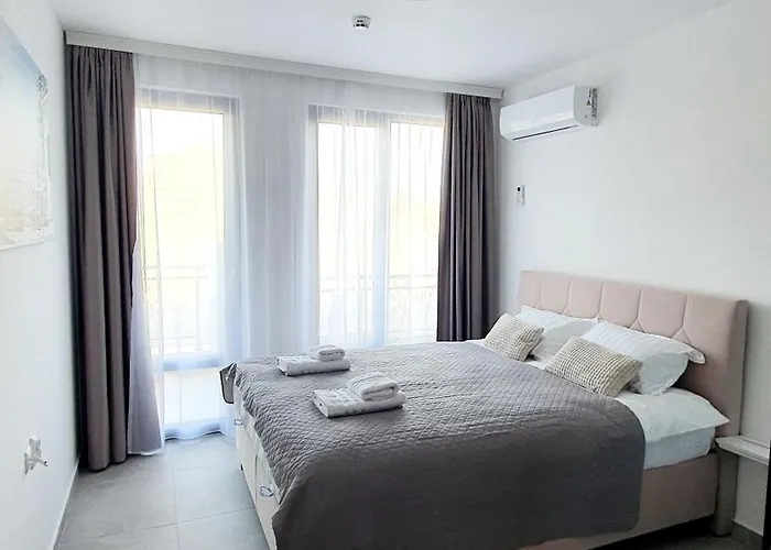 Sunshine Rose - Sea View, Neubau, Luxus דירה סבטי ולאס